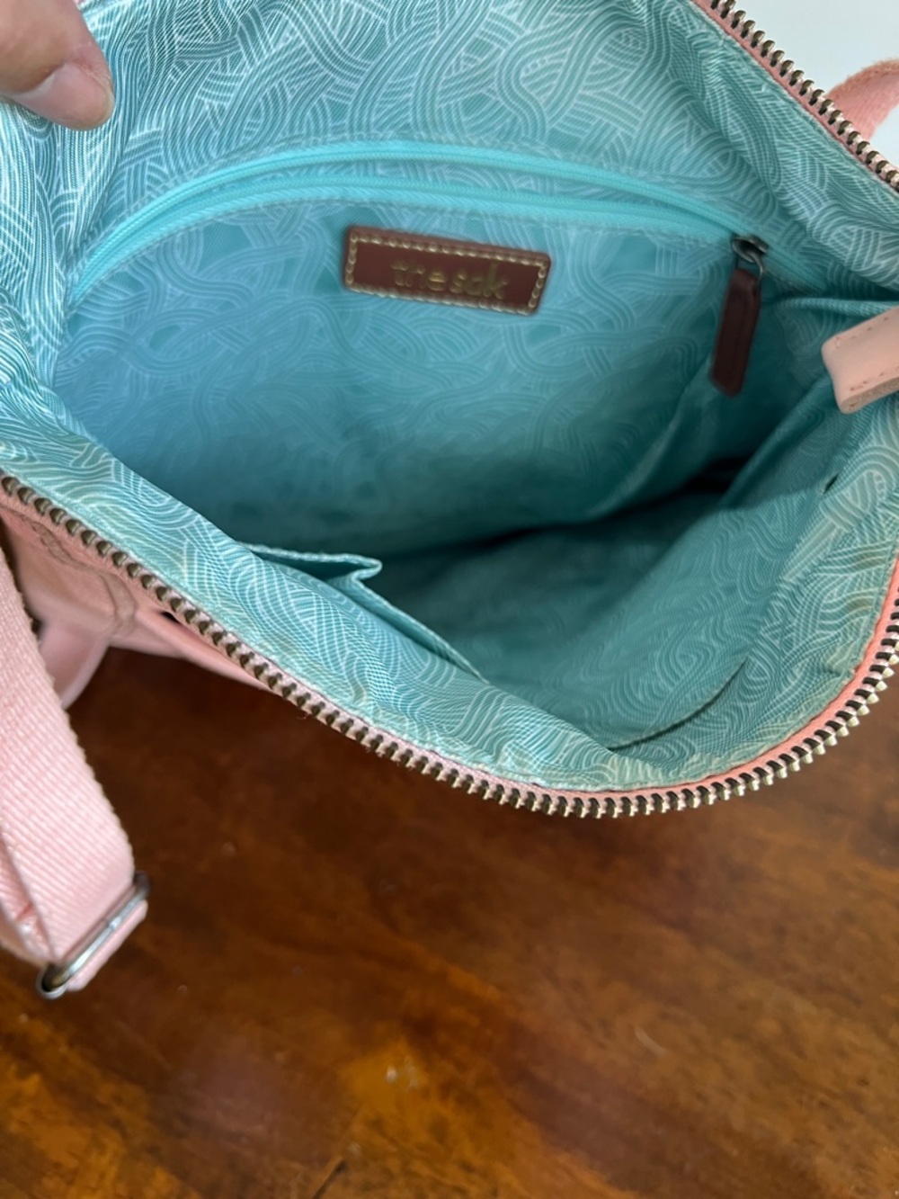 The Sak Pink Leather Crossbody Bag - Picture 5 of 7